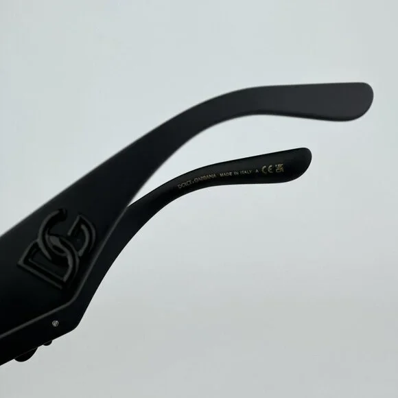 D&G DG4435 25256G BRAND NEW Sunglasses Matte Black Gray Mirrored Cat Eye Women